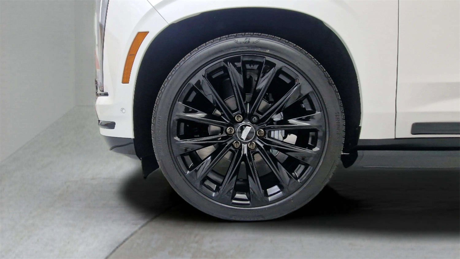 Used 2025 Cadillac Escalade Sport Platinum w/ LPO, ONYX Package image 36