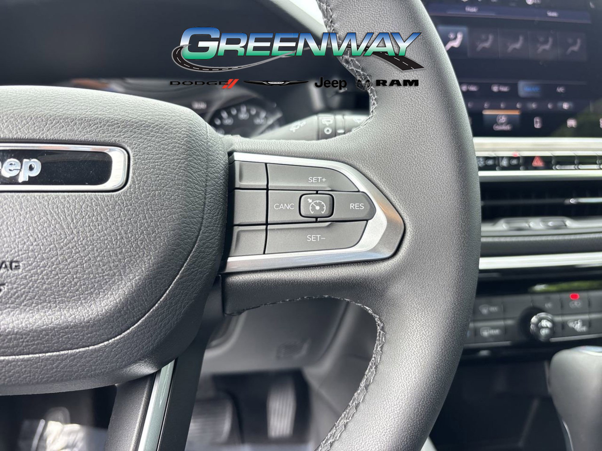 New 2026 Jeep Compass Latitude image 25