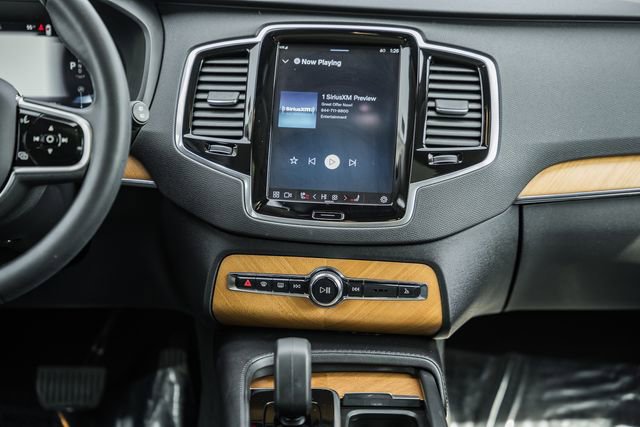 Used 2023 Volvo XC90 B6 Plus w/ Protection Package image 22