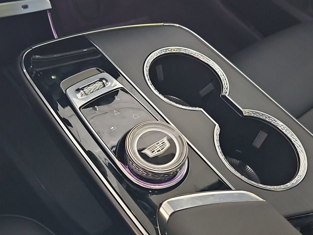 New 2026 Cadillac Lyriq V AWD/4WD image 40
