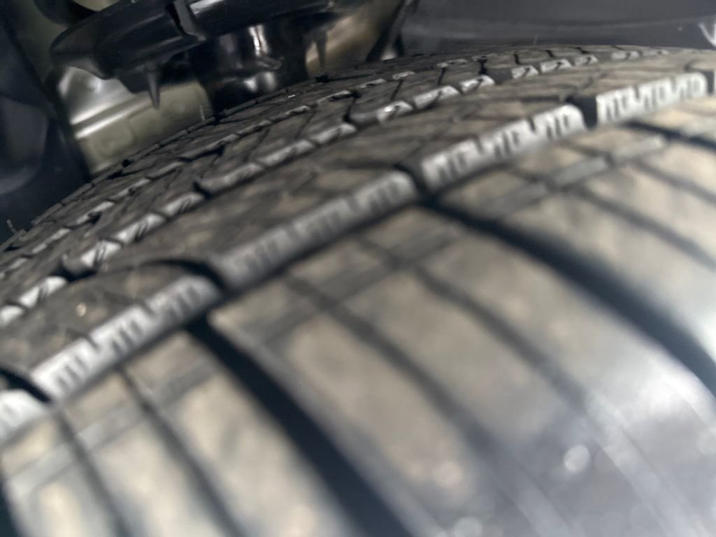 Used 2016 Ford Fusion SE image 30