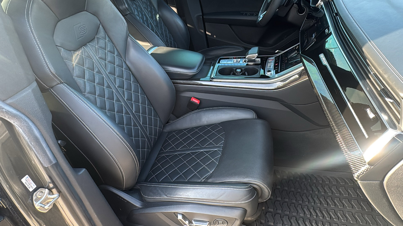 Used 2020 Audi SQ8 Prestige w/ Prestige Package image 32