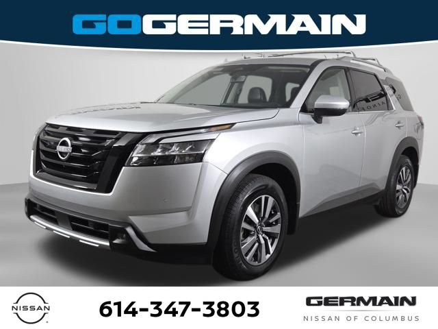 Certified 2024 Nissan Pathfinder SL w/ Black Appearance Package