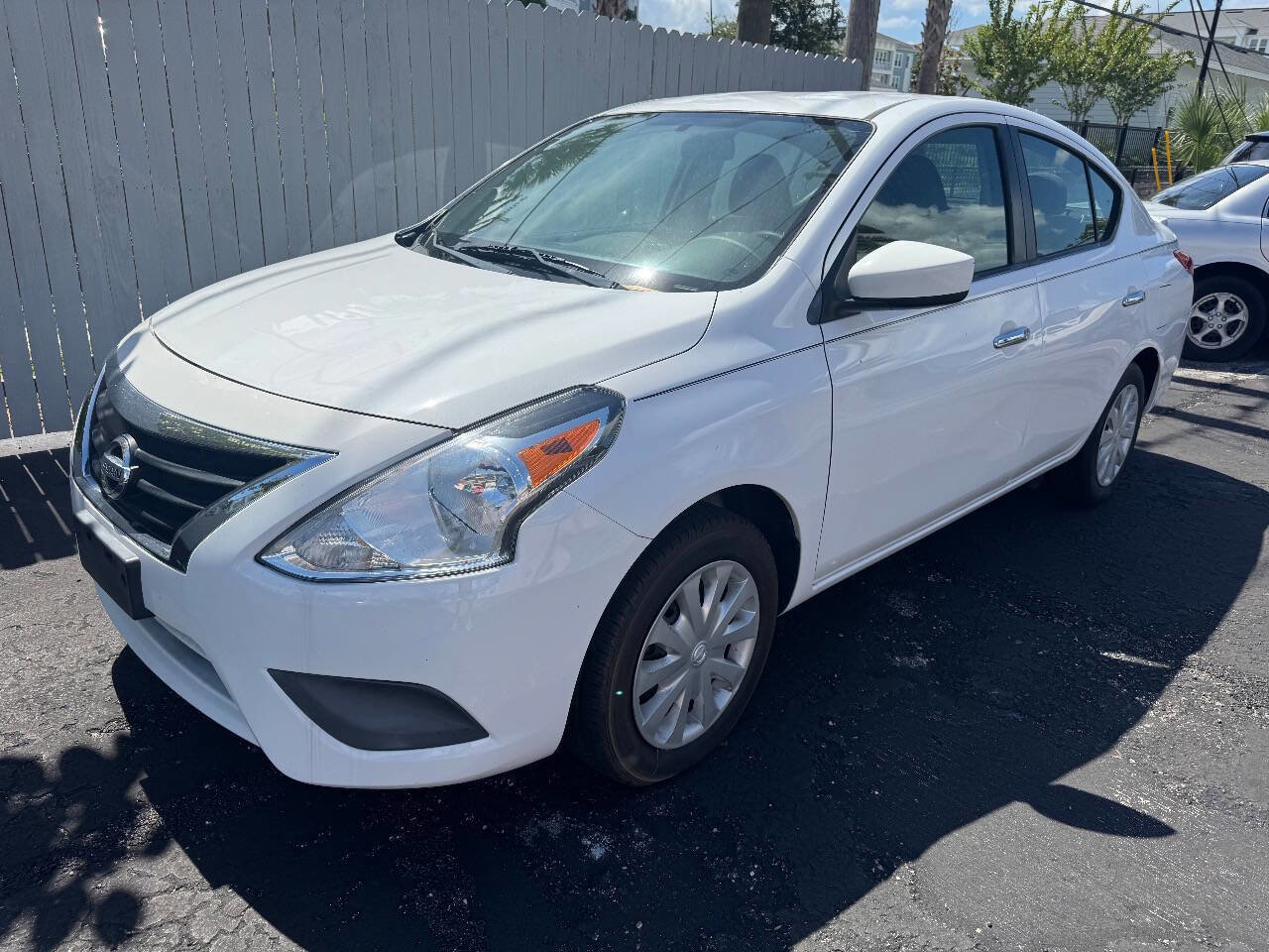 Used 2018 Nissan Versa SV image 17