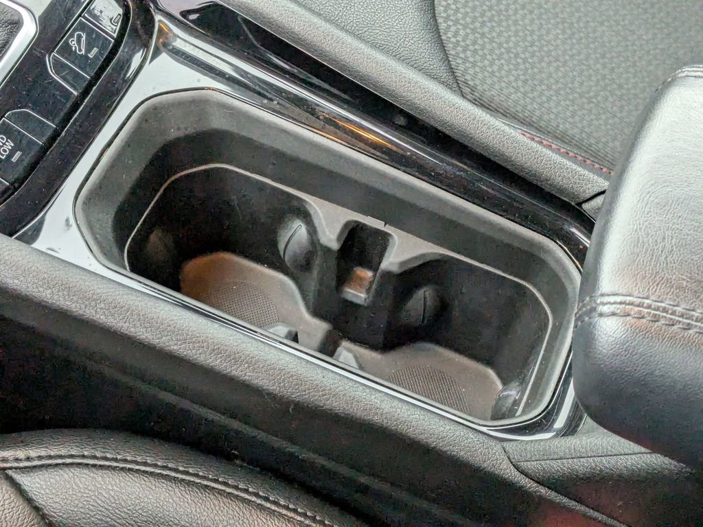 Used 2025 Jeep Compass Trailhawk image 23