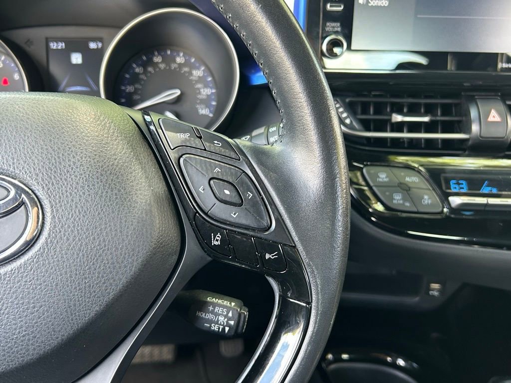 Used 2021 Toyota C-HR XLE image 38