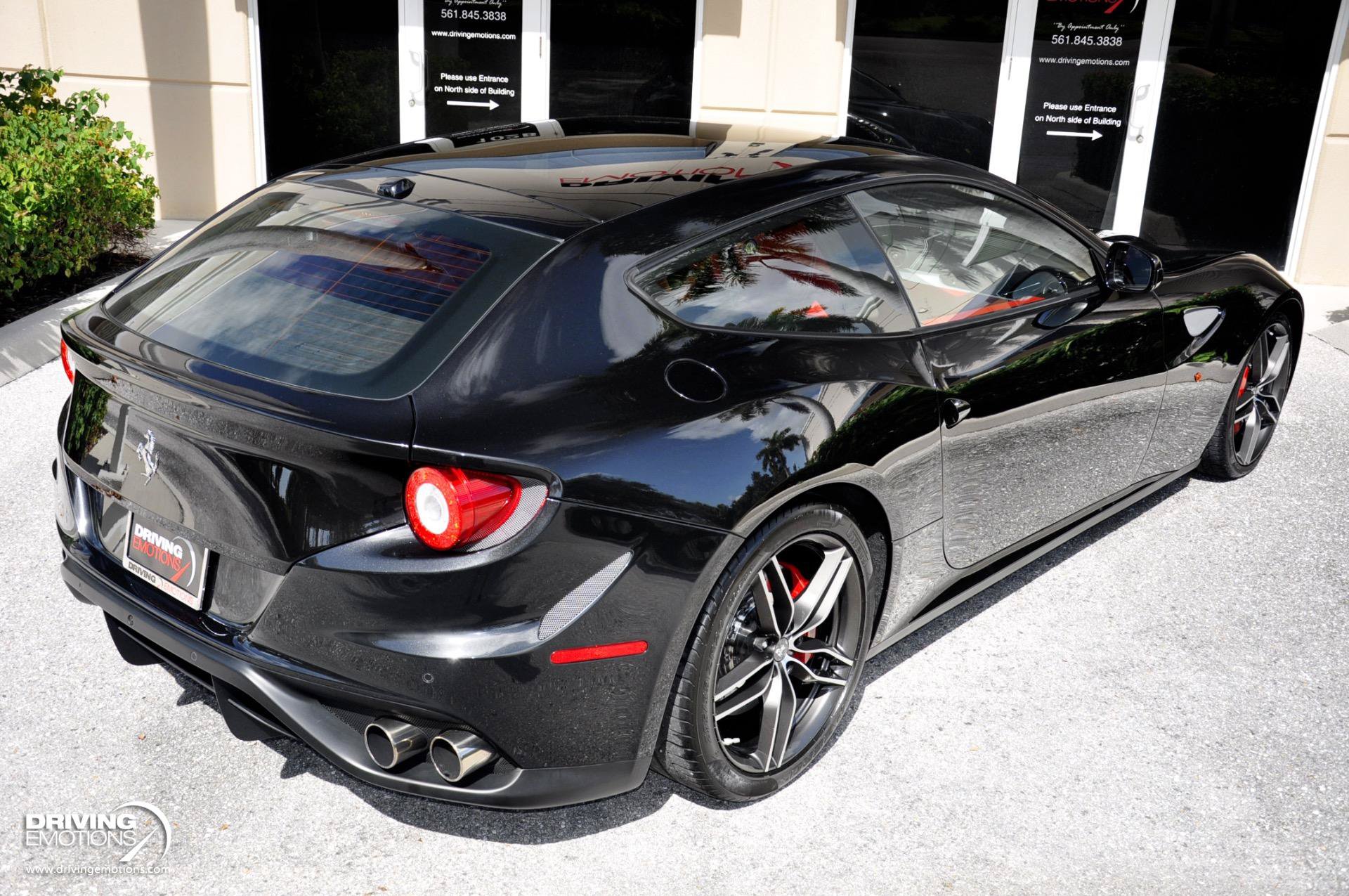 Used 2016 Ferrari FF AWD/4WD image 18