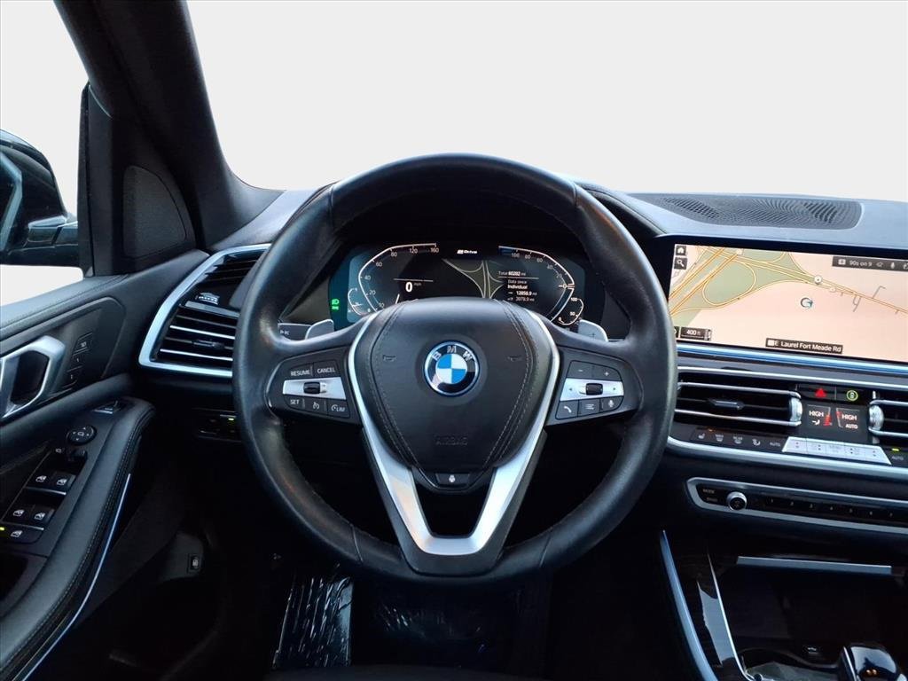 Used 2023 BMW X5 xDrive45e image 11