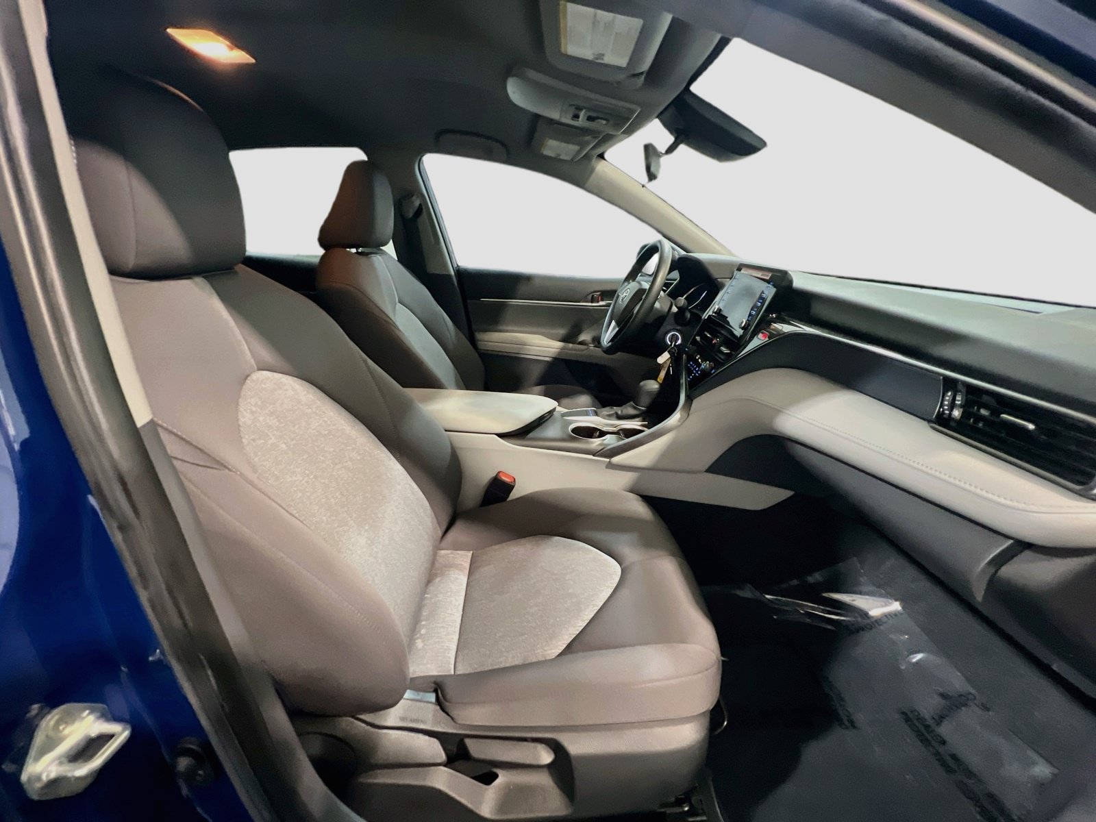 Used 2024 Toyota Camry LE FWD image 19