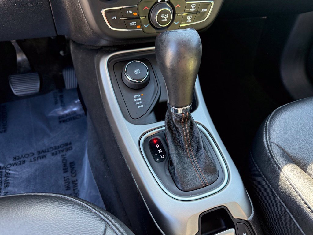 Used 2019 Jeep Compass Latitude w/ Popular Equipment Group AWD/4WD image 14