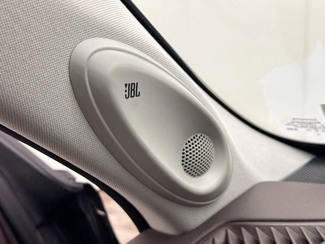 Used 2022 Toyota Highlander Platinum image 19