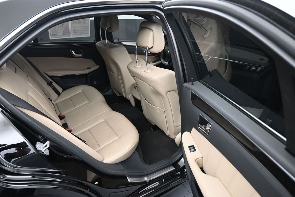 Used 2011 Mercedes-Benz E 350 Sedan image 12