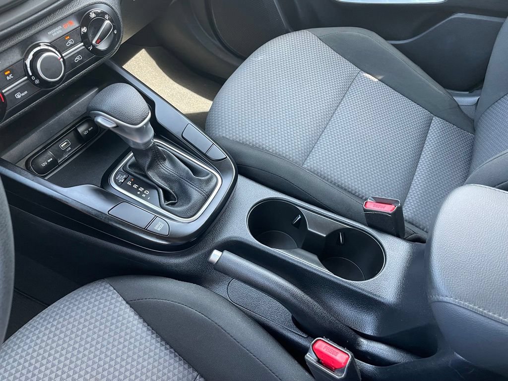 Certified 2025 Kia Soul LX w/ LX Technology Package FWD image 20