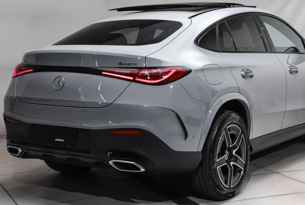 Certified 2025 Mercedes-Benz GLC 300 4MATIC image 4