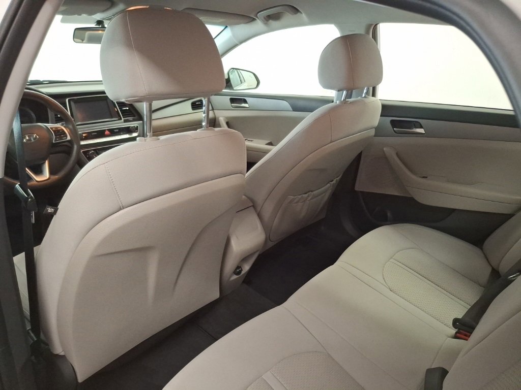 Used 2019 Hyundai Sonata SE image 13