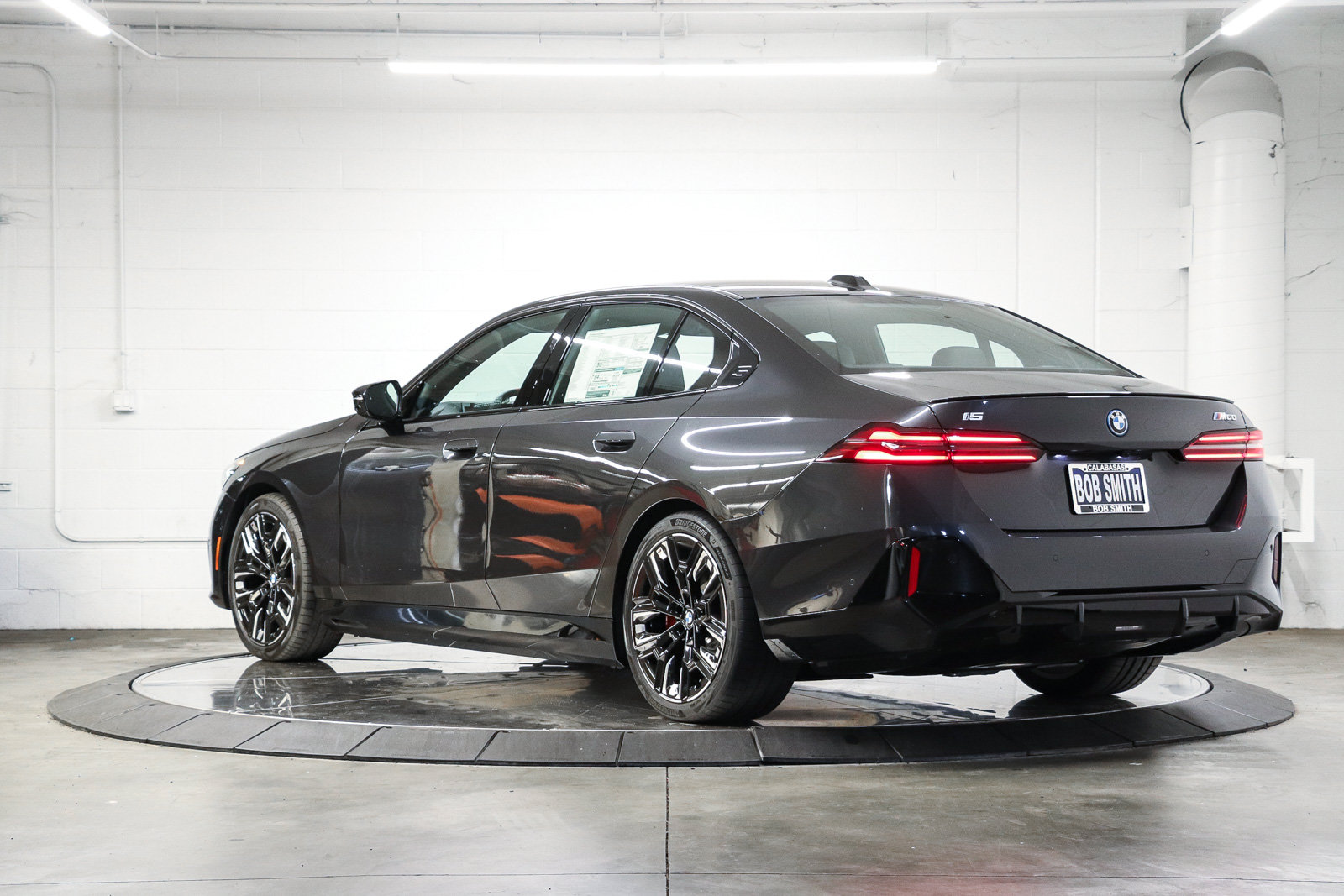 New 2026 BMW i5 M60 w/ Premium Package AWD/4WD image 4