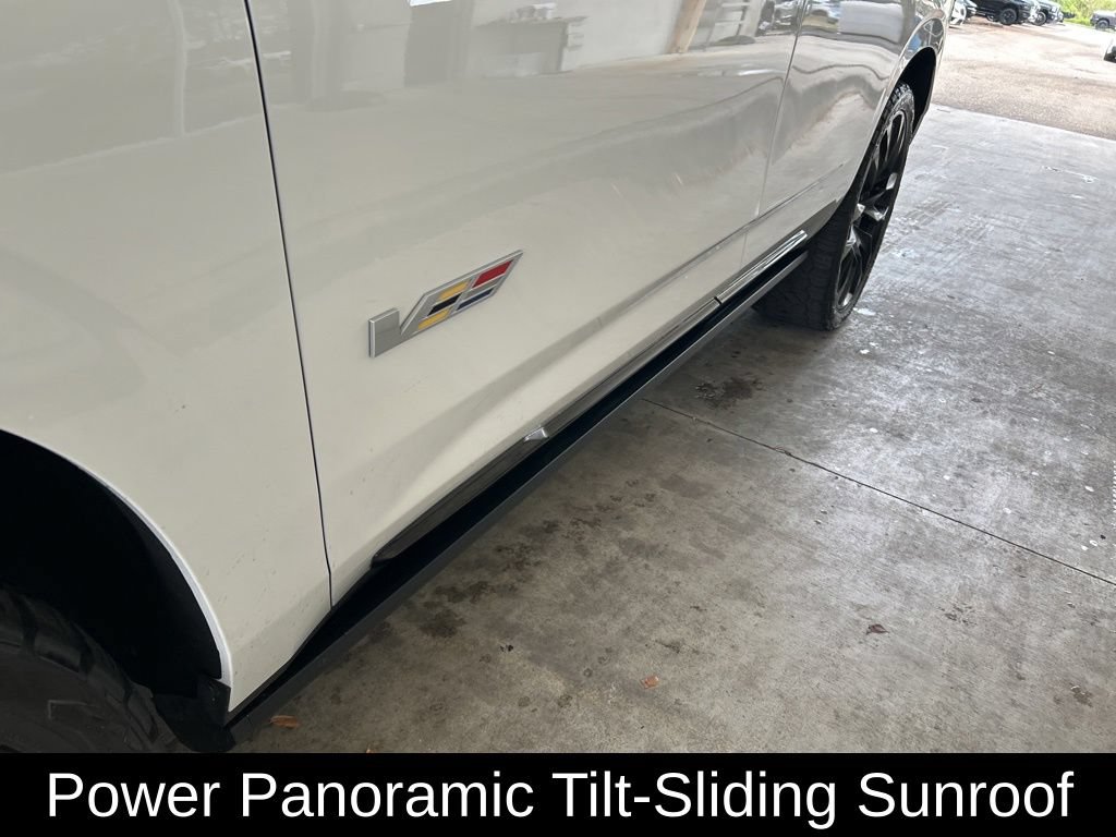 Used 2024 Cadillac Escalade V AWD/4WD image 18