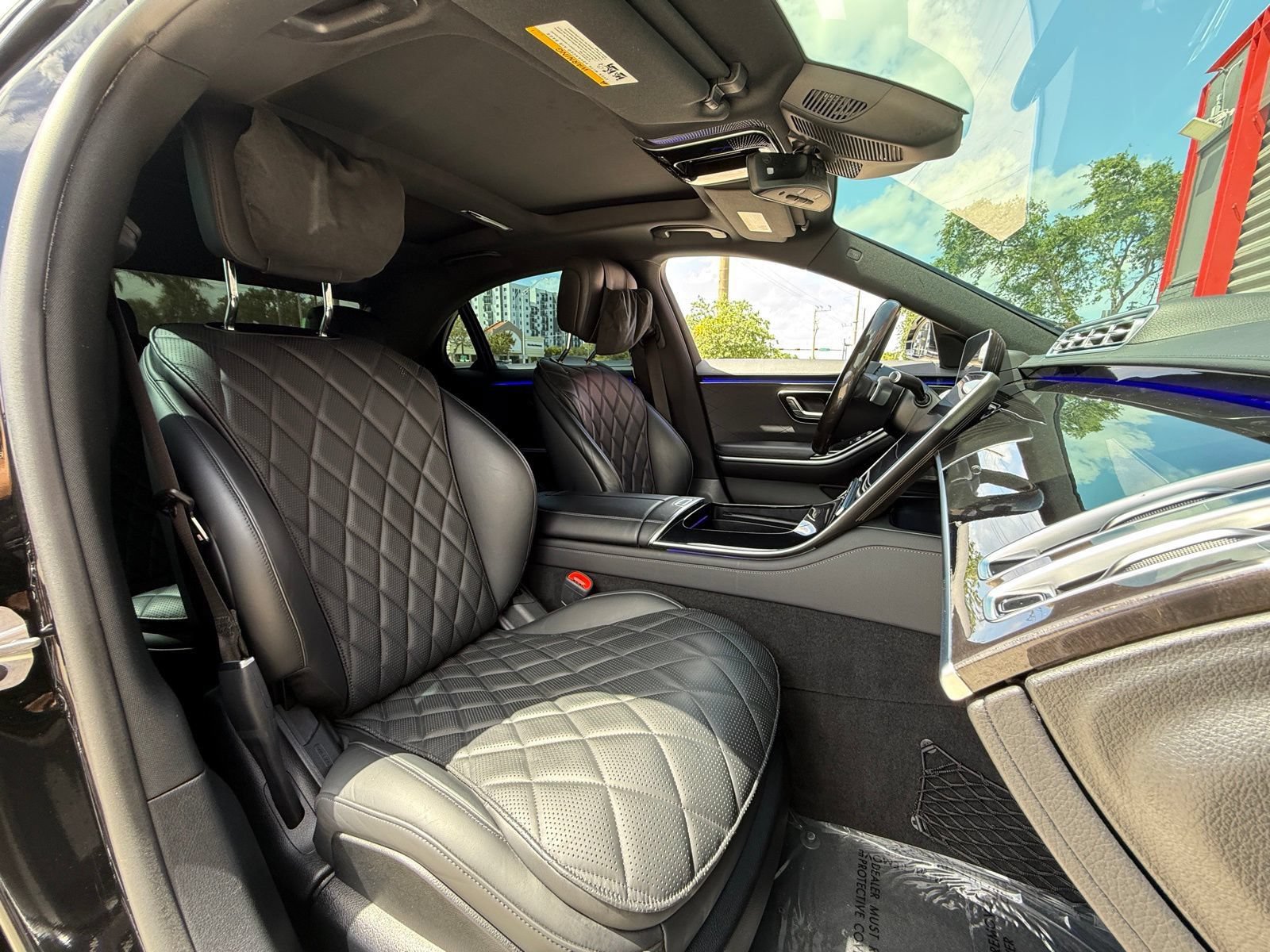 Used 2024 Mercedes-Benz S 580 4MATIC Sedan w/ AMG Line image 30