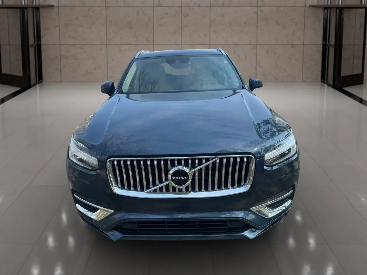 Used 2020 Volvo XC90 T6 Inscription w/ Protection Package Premier AWD/4WD image 11