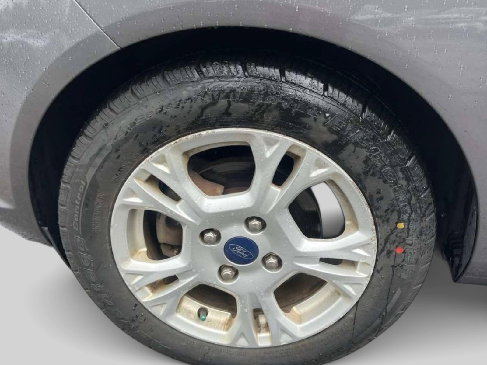 Used 2014 Ford Fiesta SE FWD image 8