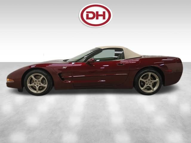 Used 2003 Chevrolet Corvette 50th Anniversary Edition w/ Preferred Equipment Group1 image 9