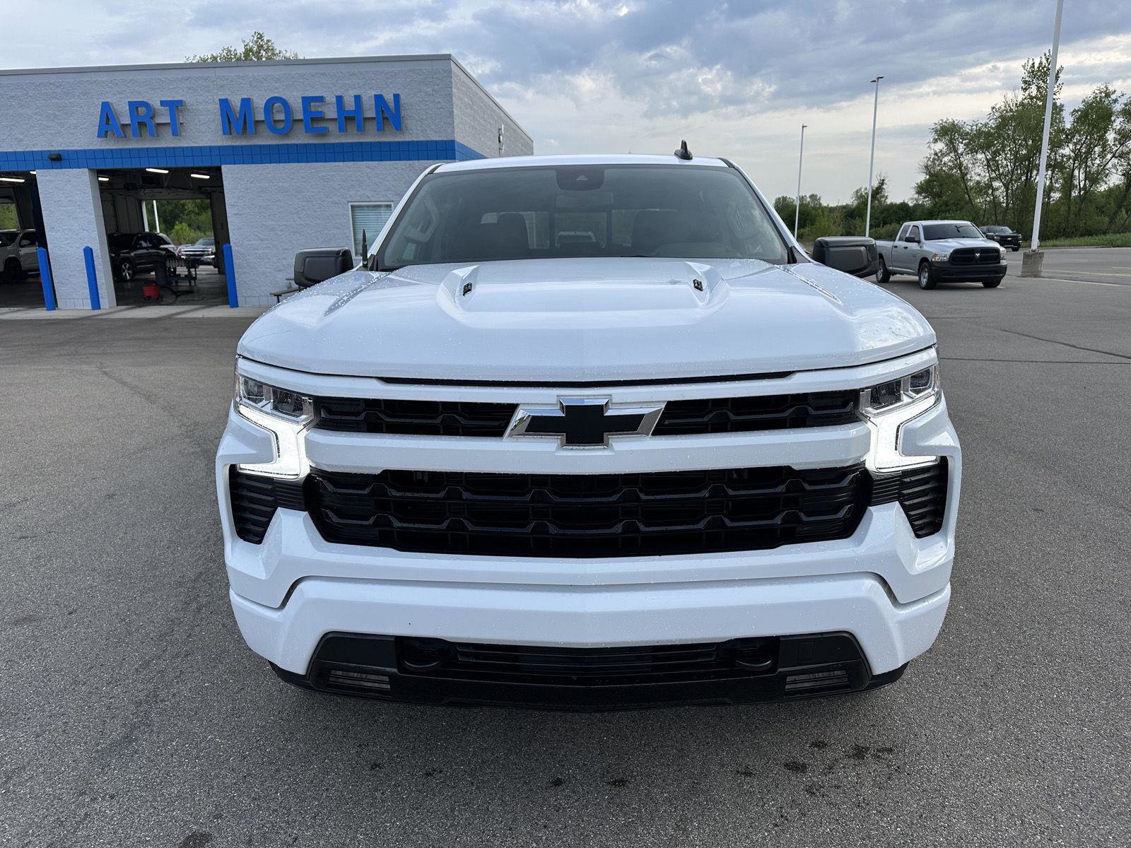 Used 2024 Chevrolet Silverado 1500 RST w/ Convenience Package II AWD/4WD image 11