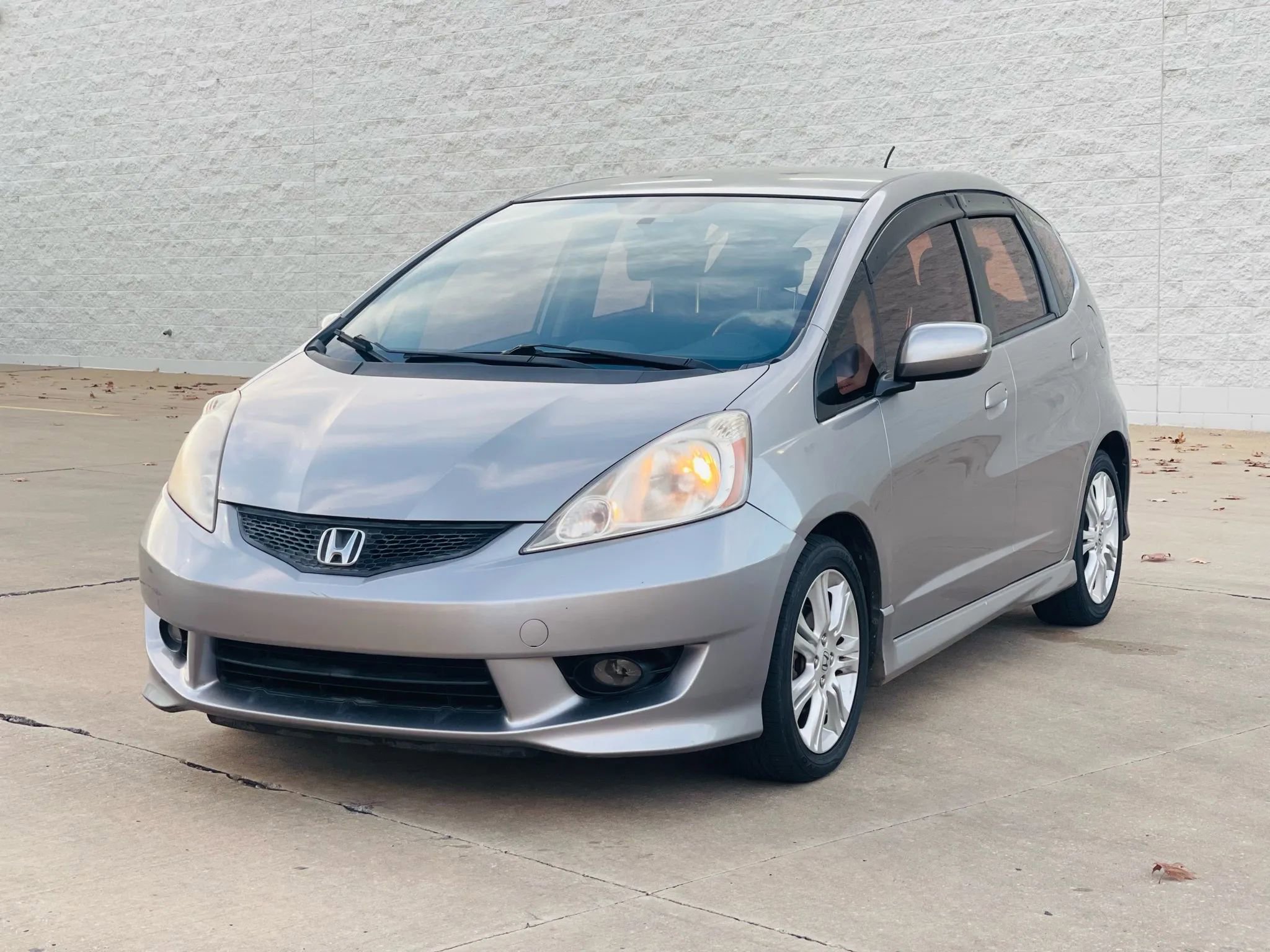 Used 2009 Honda Fit Sport image 3