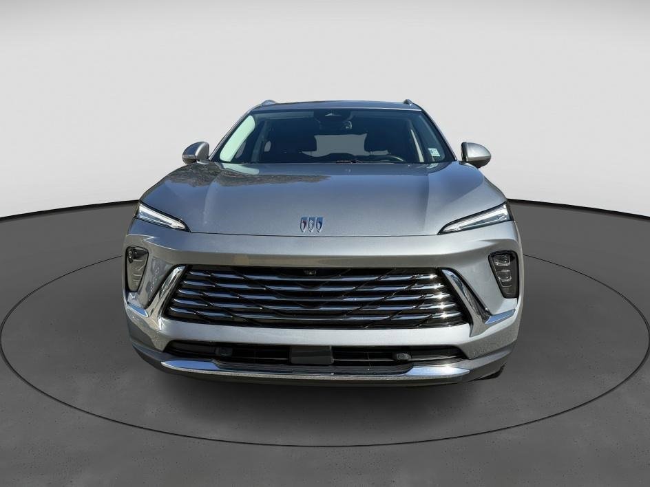 Certified 2025 Buick Envision Preferred image 3