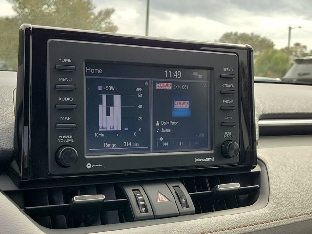 Used 2022 Toyota RAV4 XLE Premium image 24