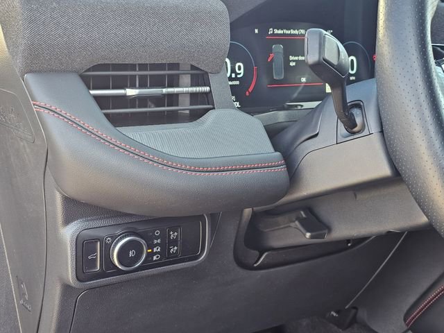 Certified 2025 Ford Explorer ST-Line image 20