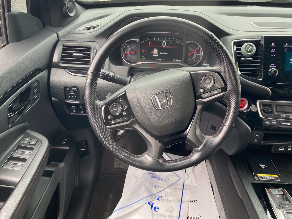 Used 2024 Honda Passport Black Edition image 11