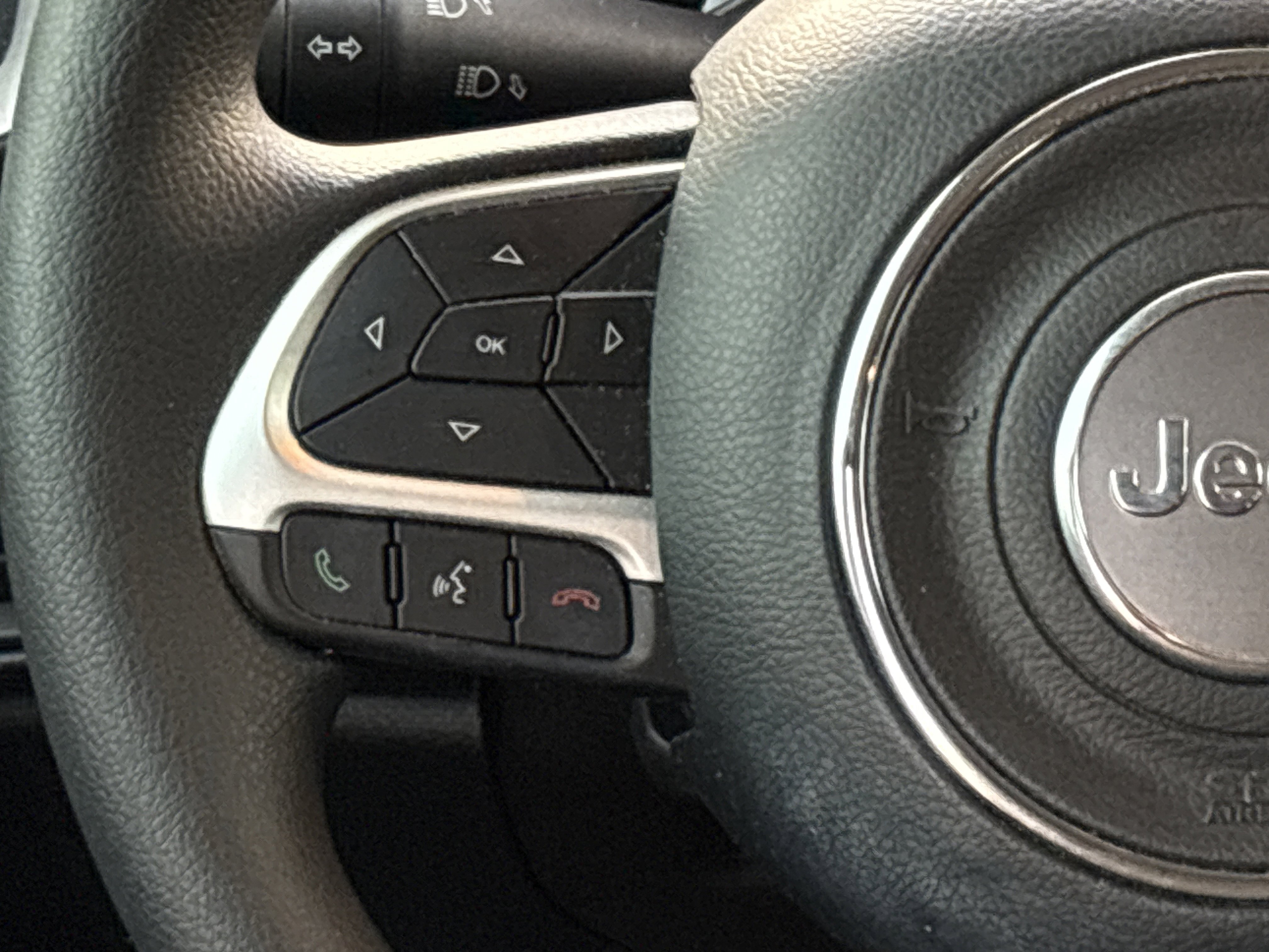 Used 2021 Jeep Renegade Sport image 22