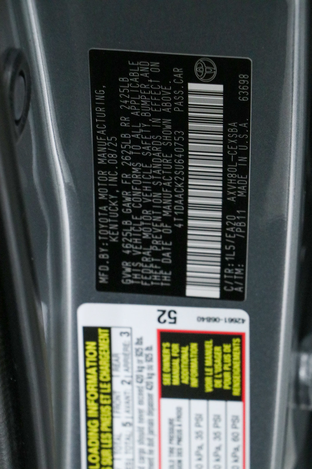 Used 2025 Toyota Camry SE FWD image 30
