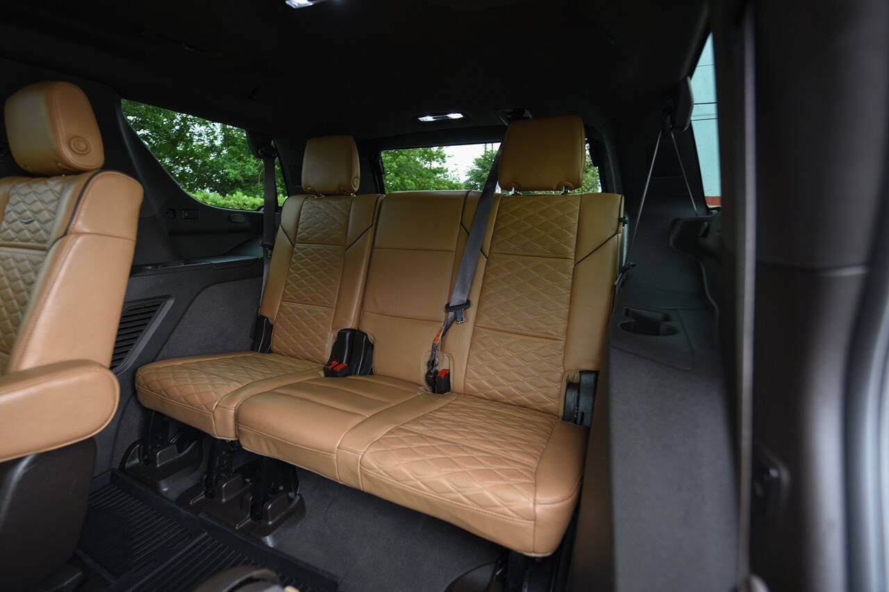 Used 2023 Cadillac Escalade Sport w/ Touring Package RWD image 13