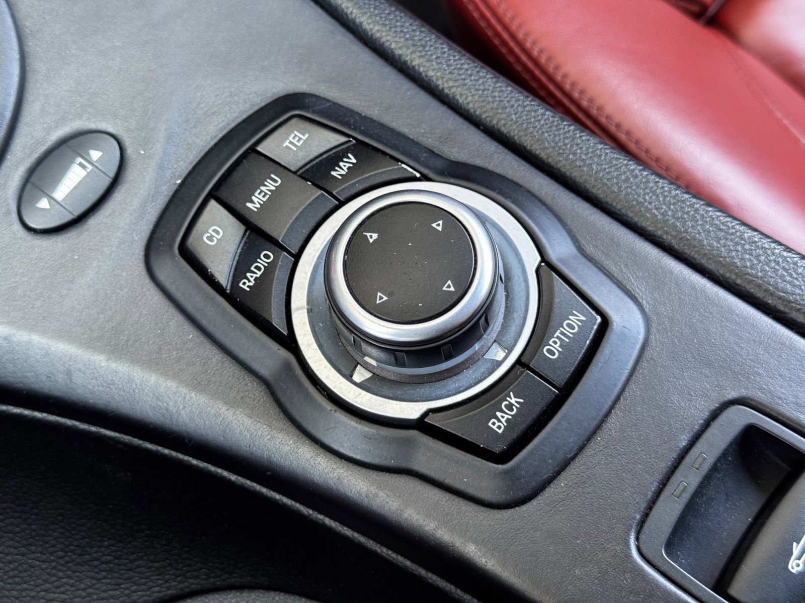 Used 2011 BMW M3 Convertible image 31