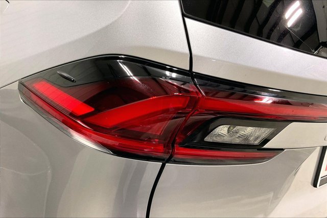 Certified 2025 Toyota Grand Highlander AWD image 31
