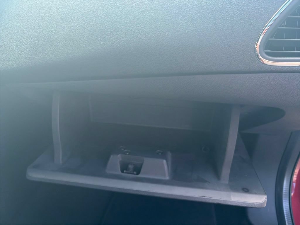 Used 2014 Chrysler 200 LX FWD image 29