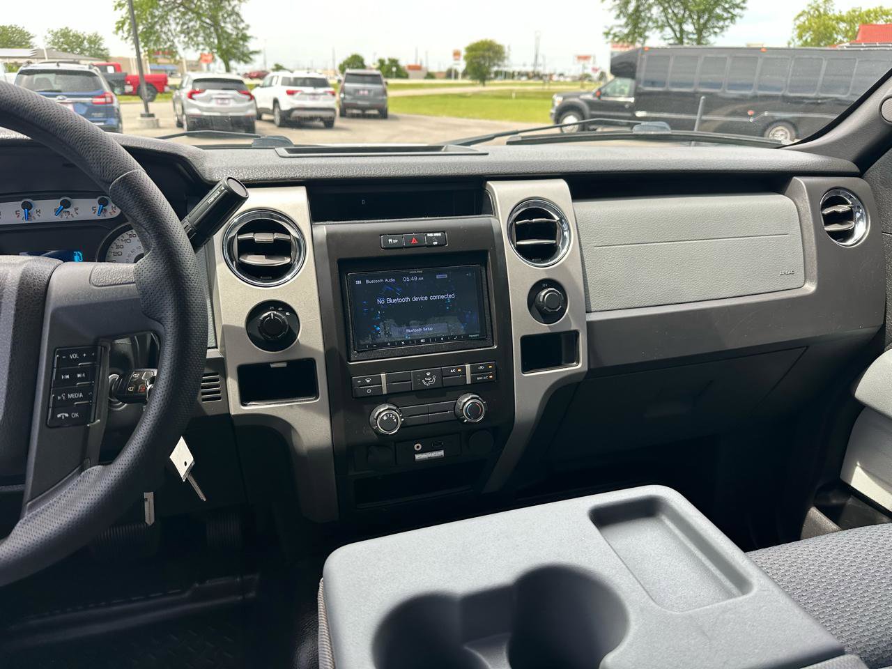 Used 2014 Ford F150 XLT AWD/4WD image 12