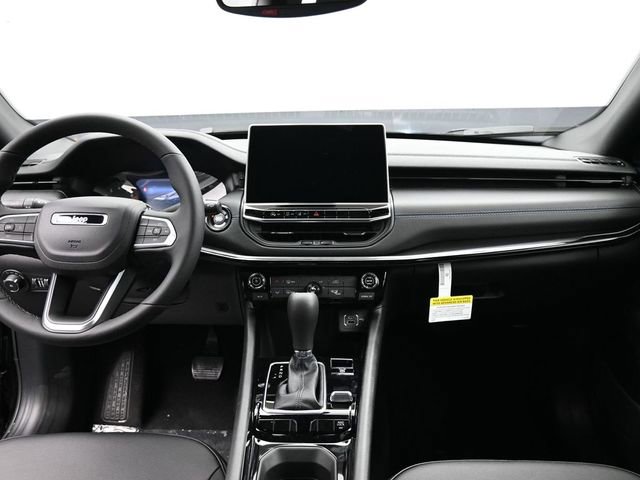 New 2026 Jeep Compass Latitude image 23