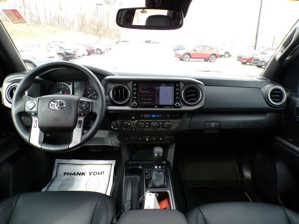 Used 2021 Toyota Tacoma TRD Sport w/ TRD Premium Sport Package AWD/4WD image 10