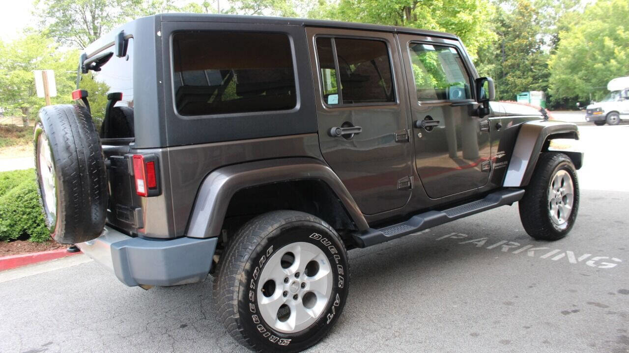 Used 2014 Jeep Wrangler Unlimited Sahara w/ Connectivity Group image 16