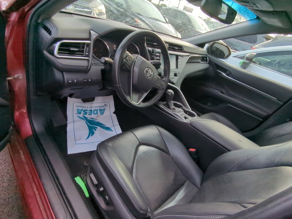 Used 2018 Toyota Camry XSE FWD image 7