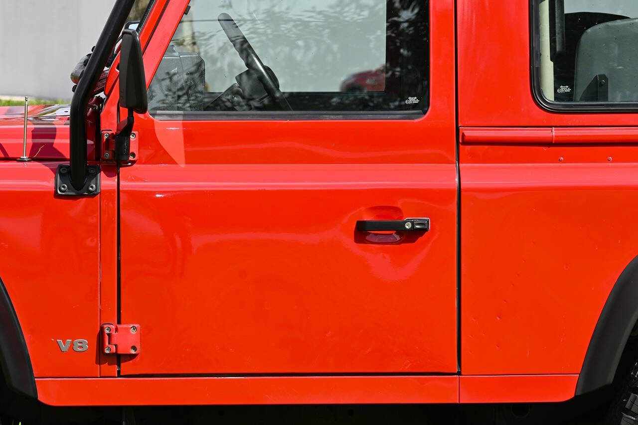 Used 1997 Land Rover Defender 90 AWD/4WD image 32