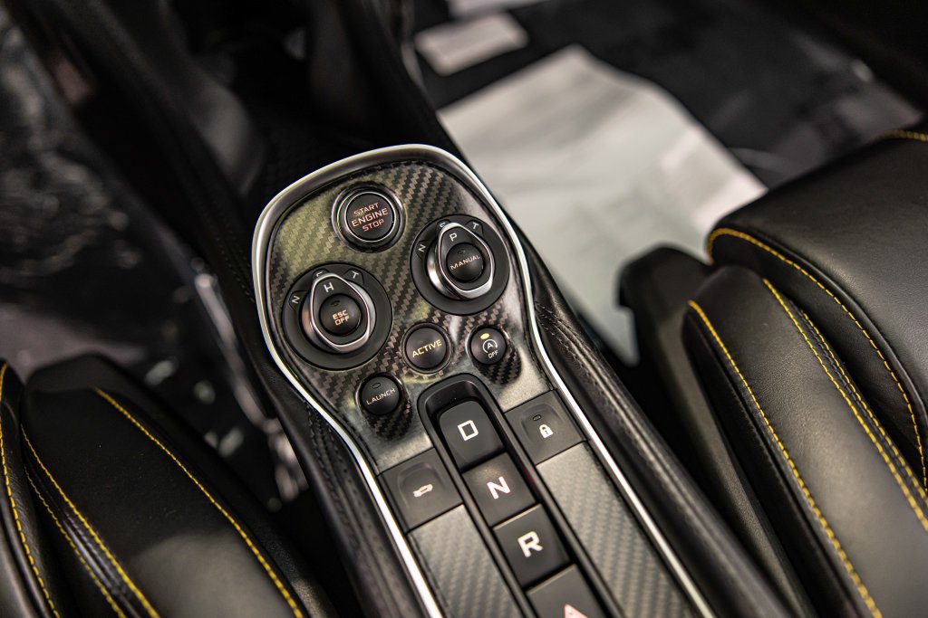 Used 2019 McLaren 570S Coupe RWD image 22