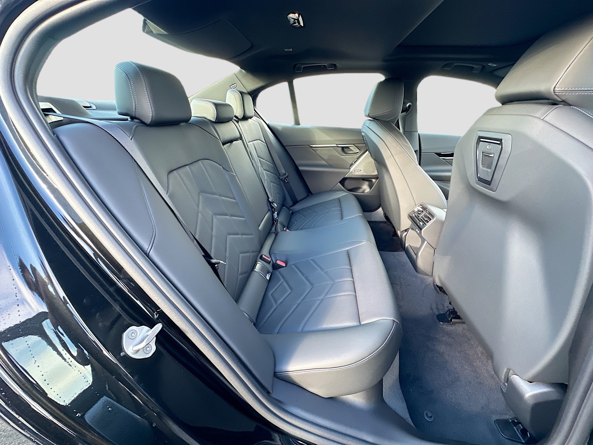 New 2026 BMW 530i w/ M Sport Package image 22