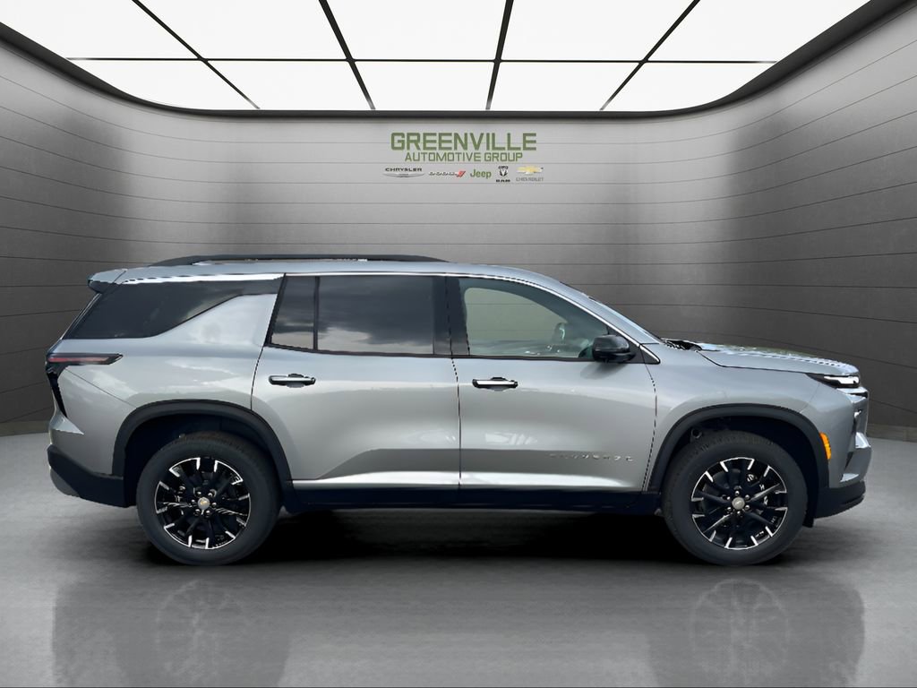 New 2026 Chevrolet Traverse LT image 4