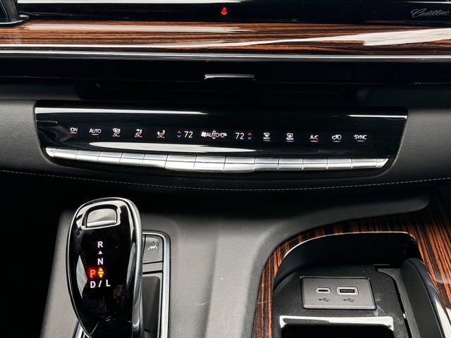 Used 2021 Cadillac Escalade ESV Premium Luxury image 4