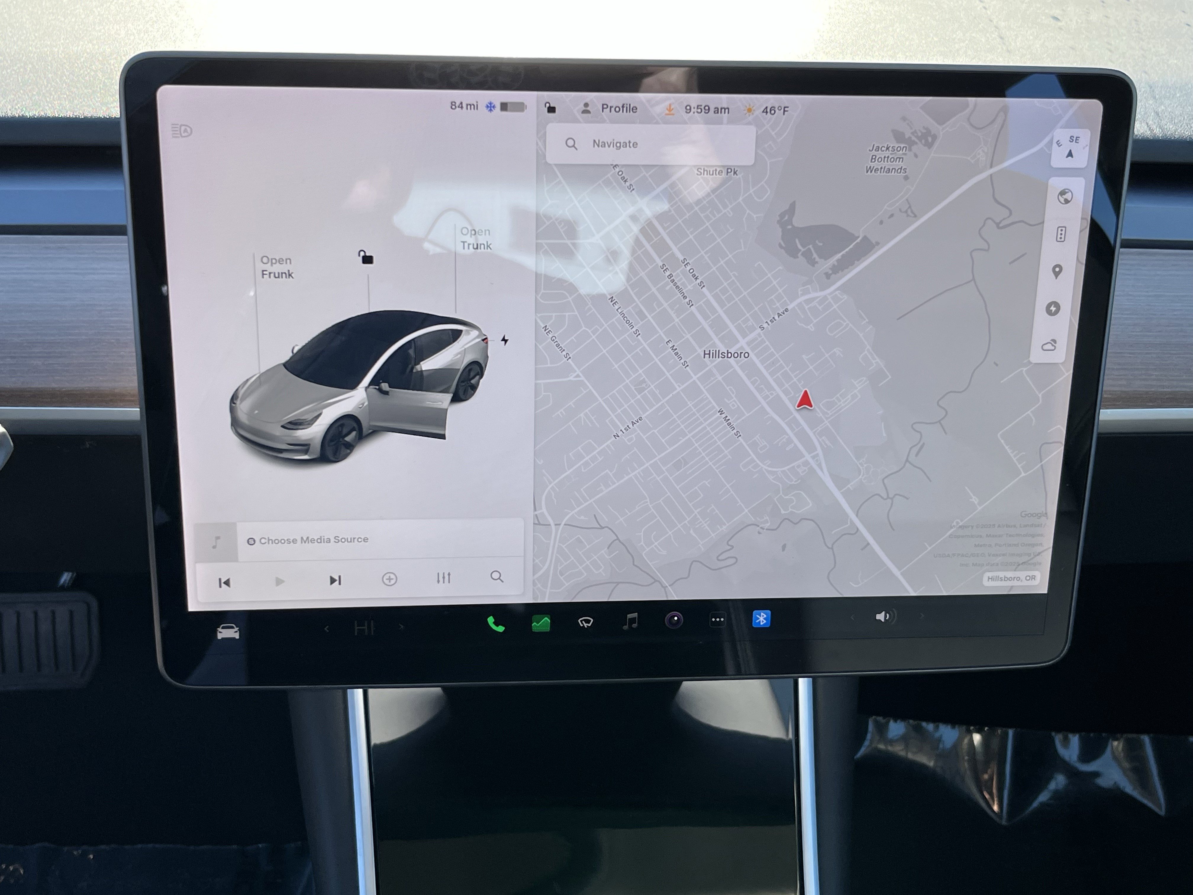 Used 2018 Tesla Model 3 Long Range image 19
