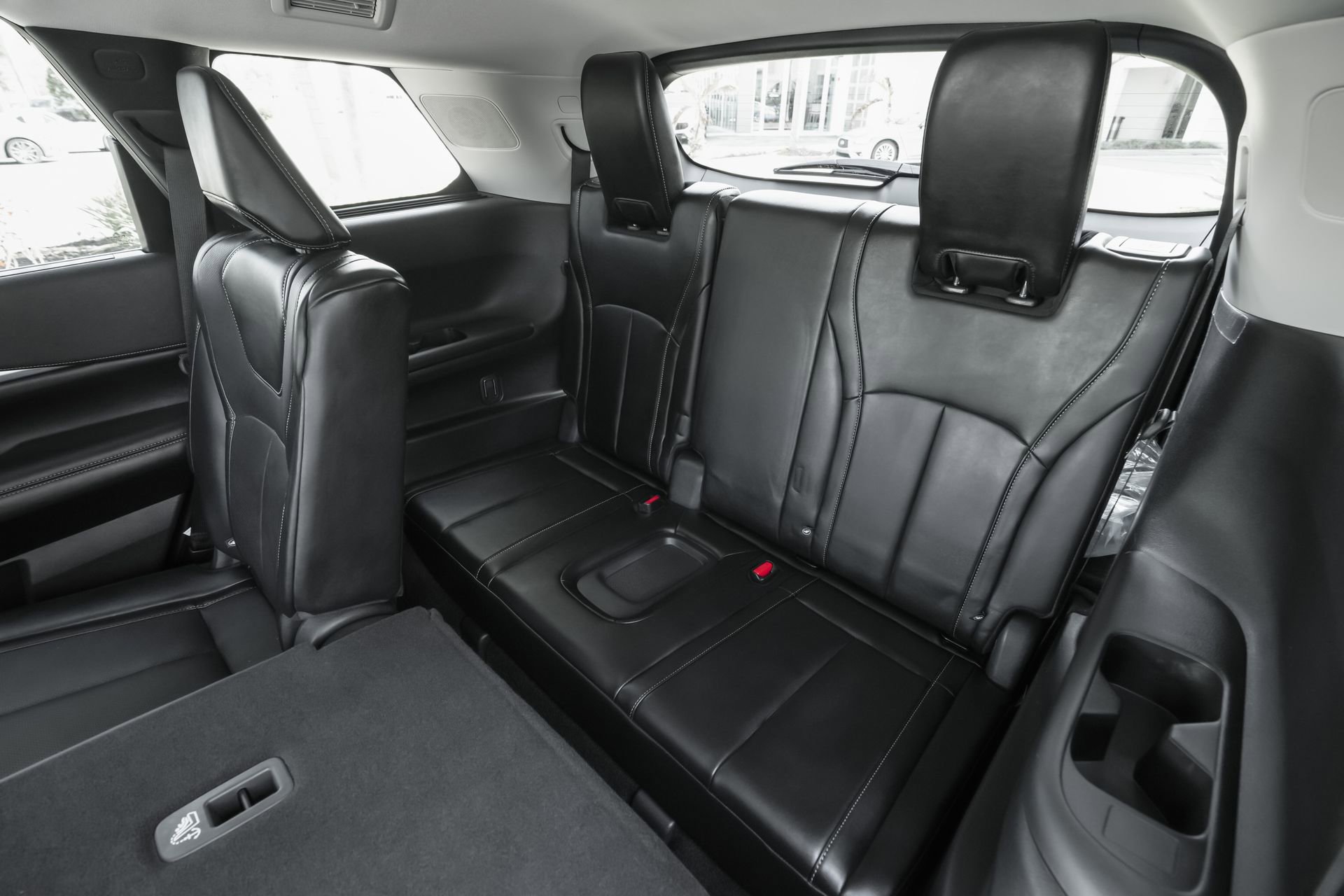 Used 2026 INFINITI QX60 Luxe w/ Cargo Package image 41