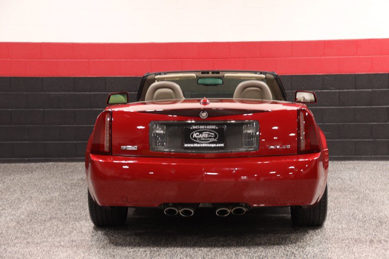 Used 2005 Cadillac XLR RWD image 28